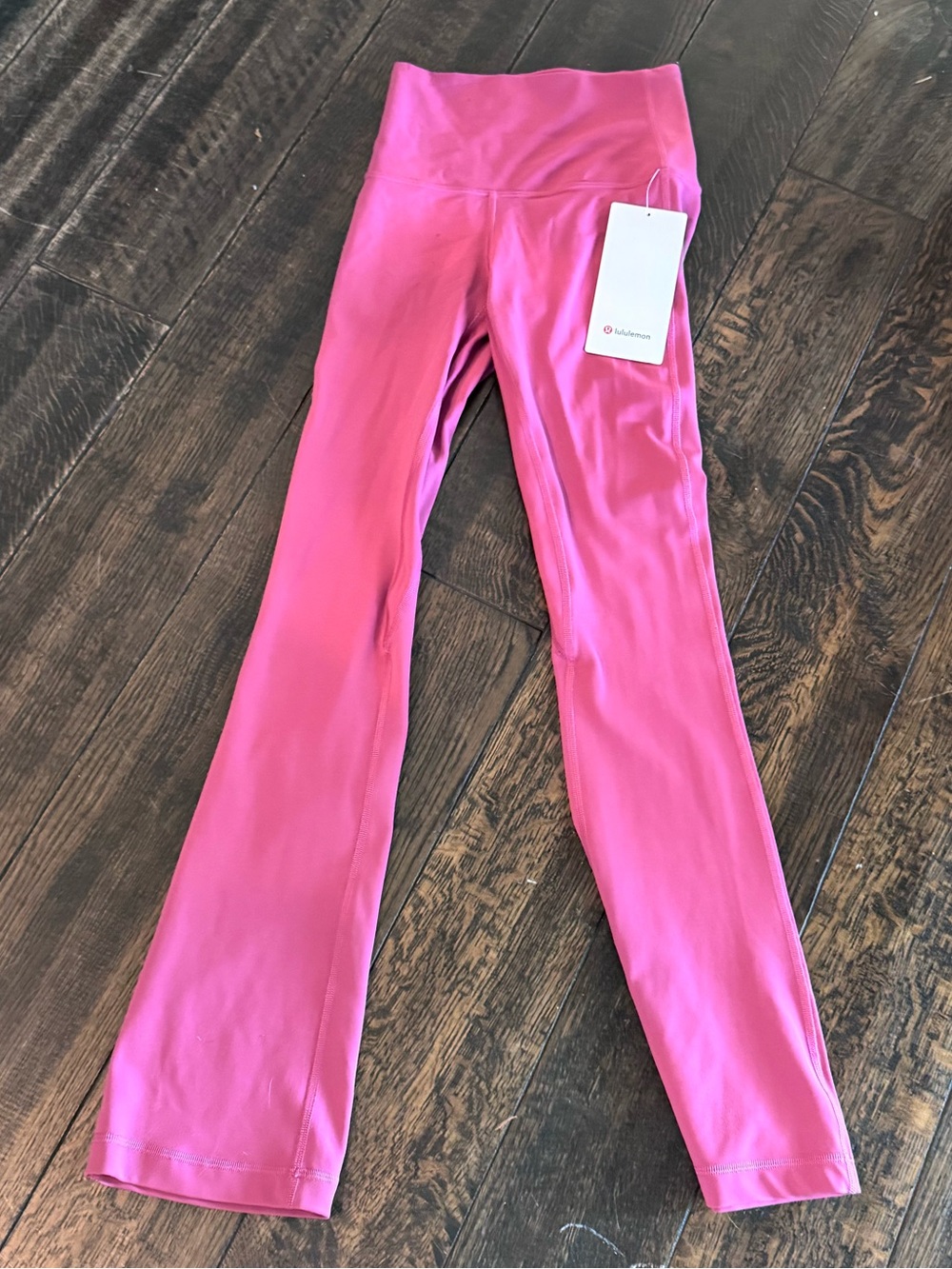 NWT lululemon align, mini flare pant xsmall
Sz 2